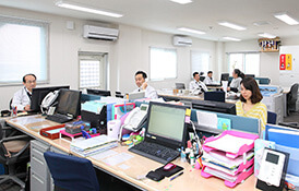 本社内勤